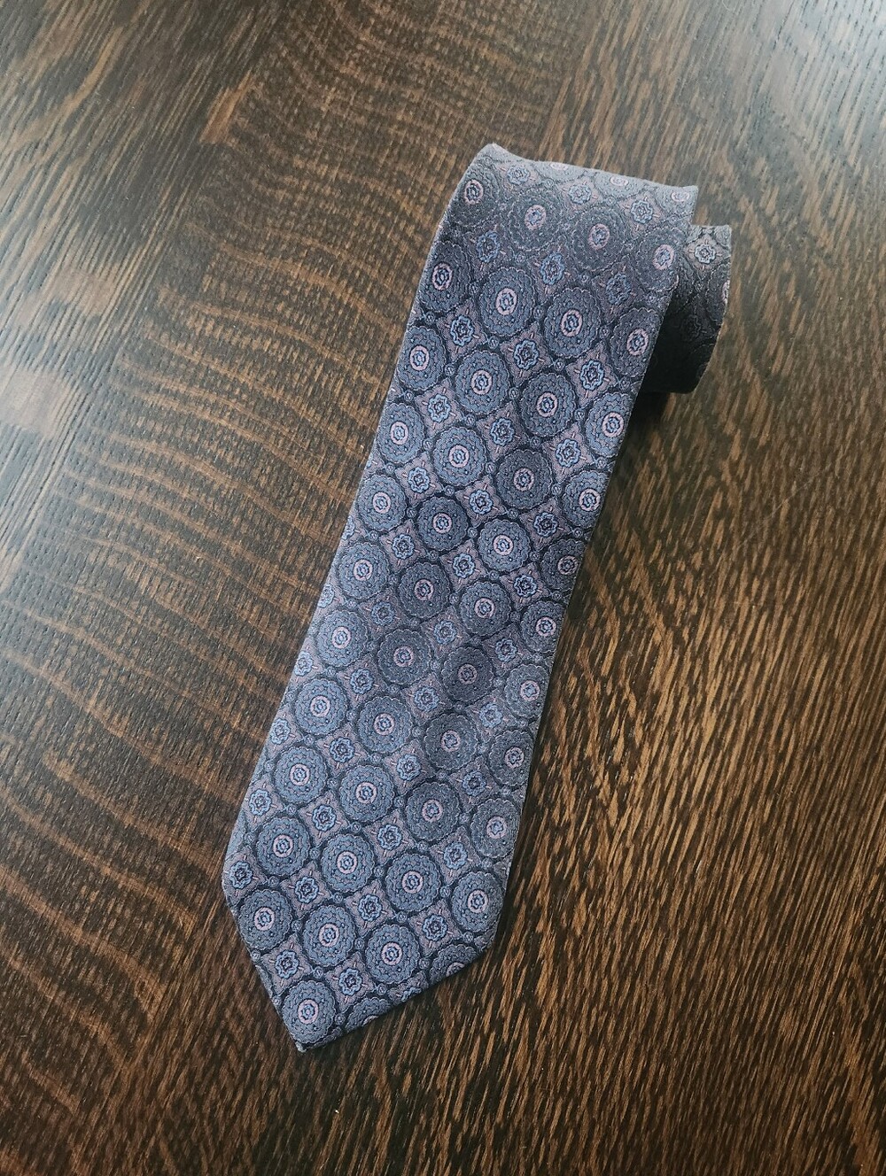 Britches of Georgetowne Purple Silk Necktie EUC $19
